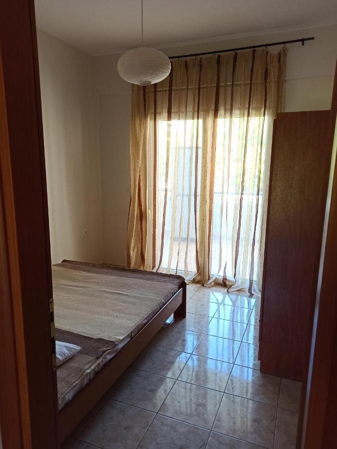 1 Bedroom Apartment In Nea Kallikrateia Dış mekan fotoğraf