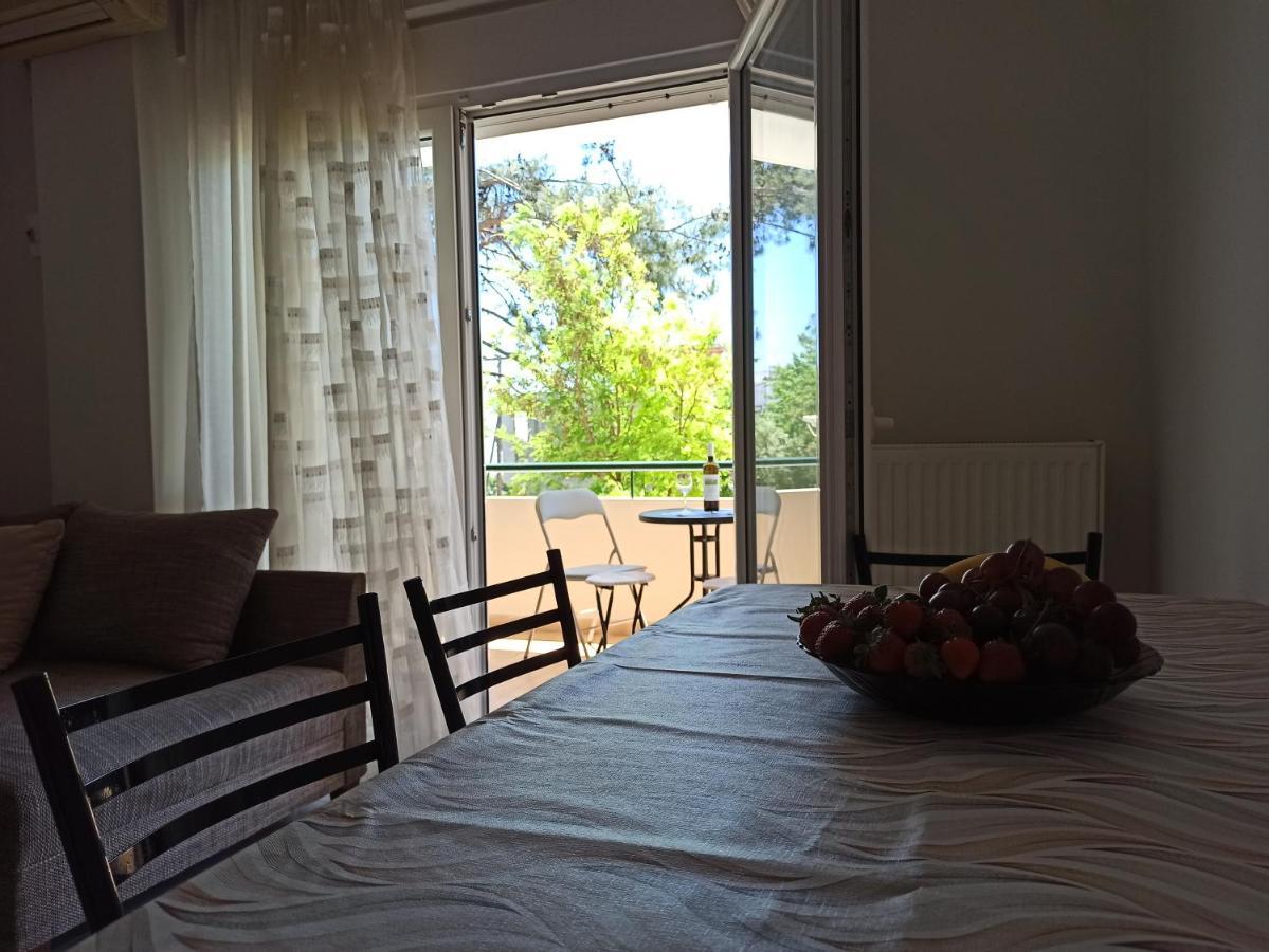 1 Bedroom Apartment In Nea Kallikrateia Dış mekan fotoğraf